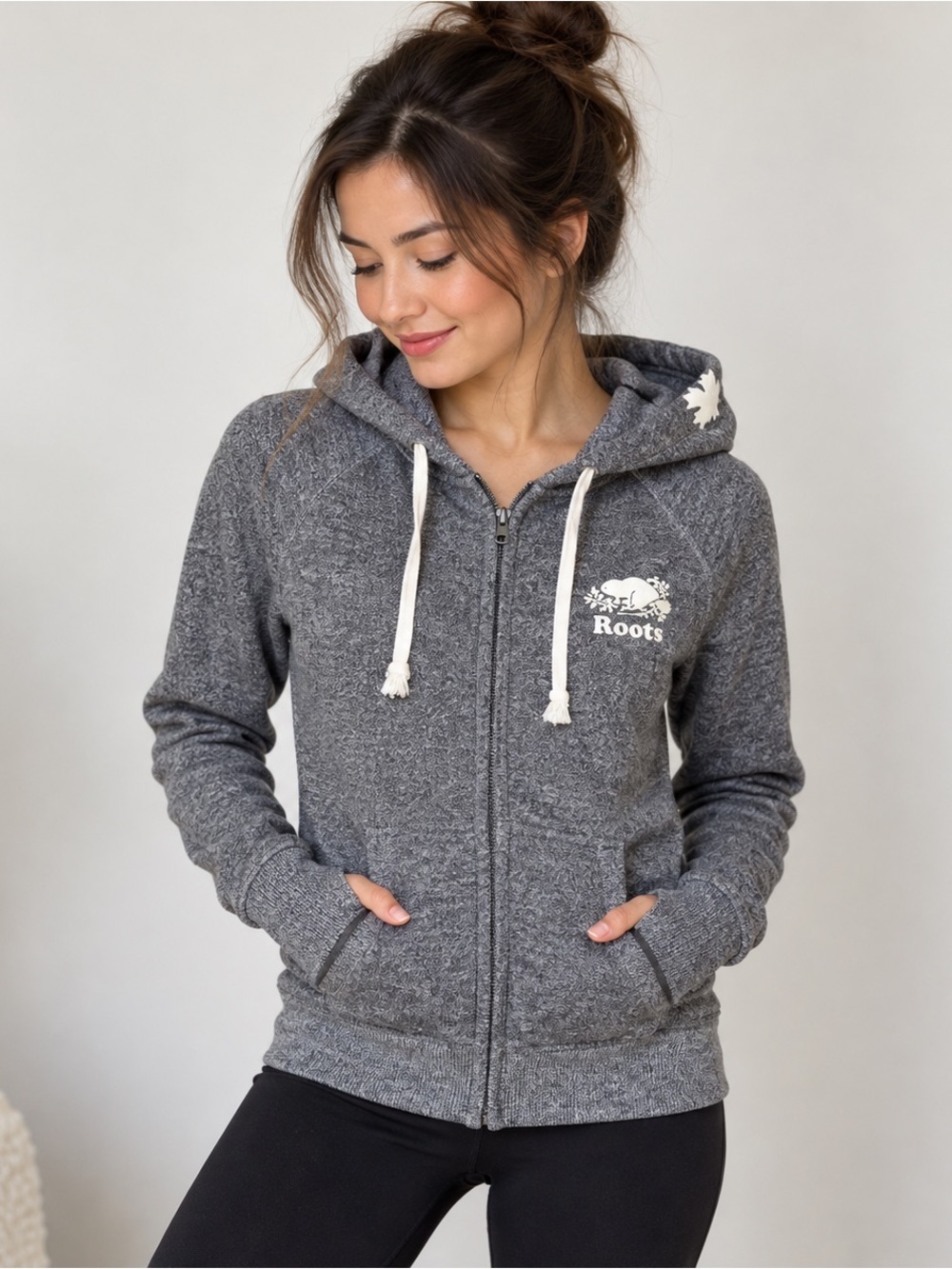 Roots Canada Full Zip Hoodie Sweatshirt Womens XS Salt and Pepper Thumbholes